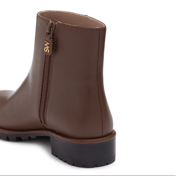 Stuart Weitzman | Maelie Lug Sole Bootie - Picture 5 of 10